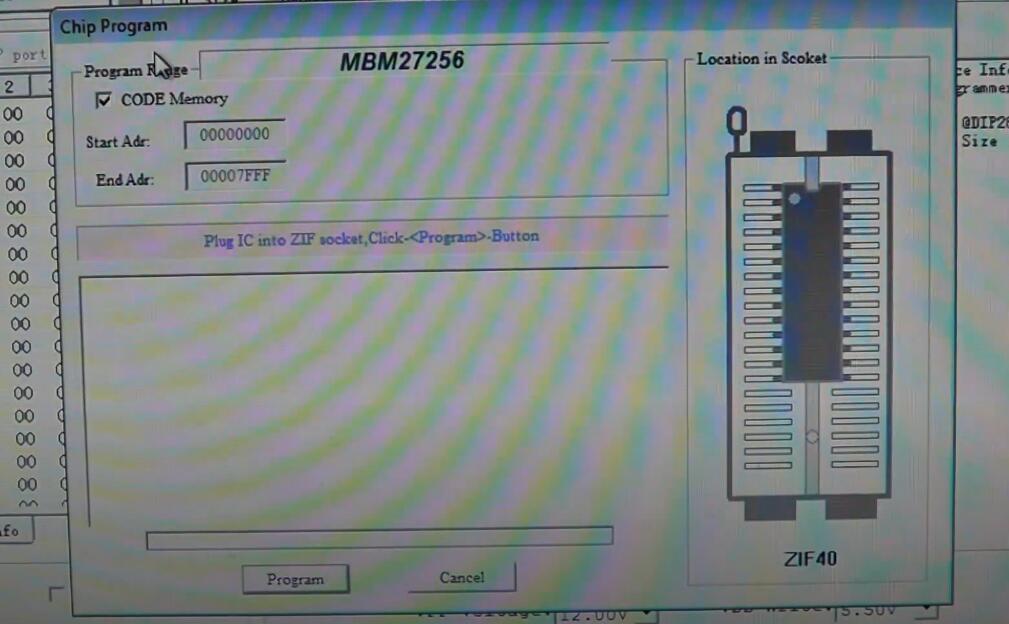 FUJITSU MBM27256 Chip Programming by TL866 II Programmer (4)